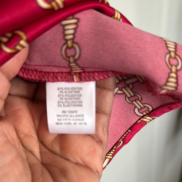 Tahari Red Chain Print Blouse - Picture 4 of 6